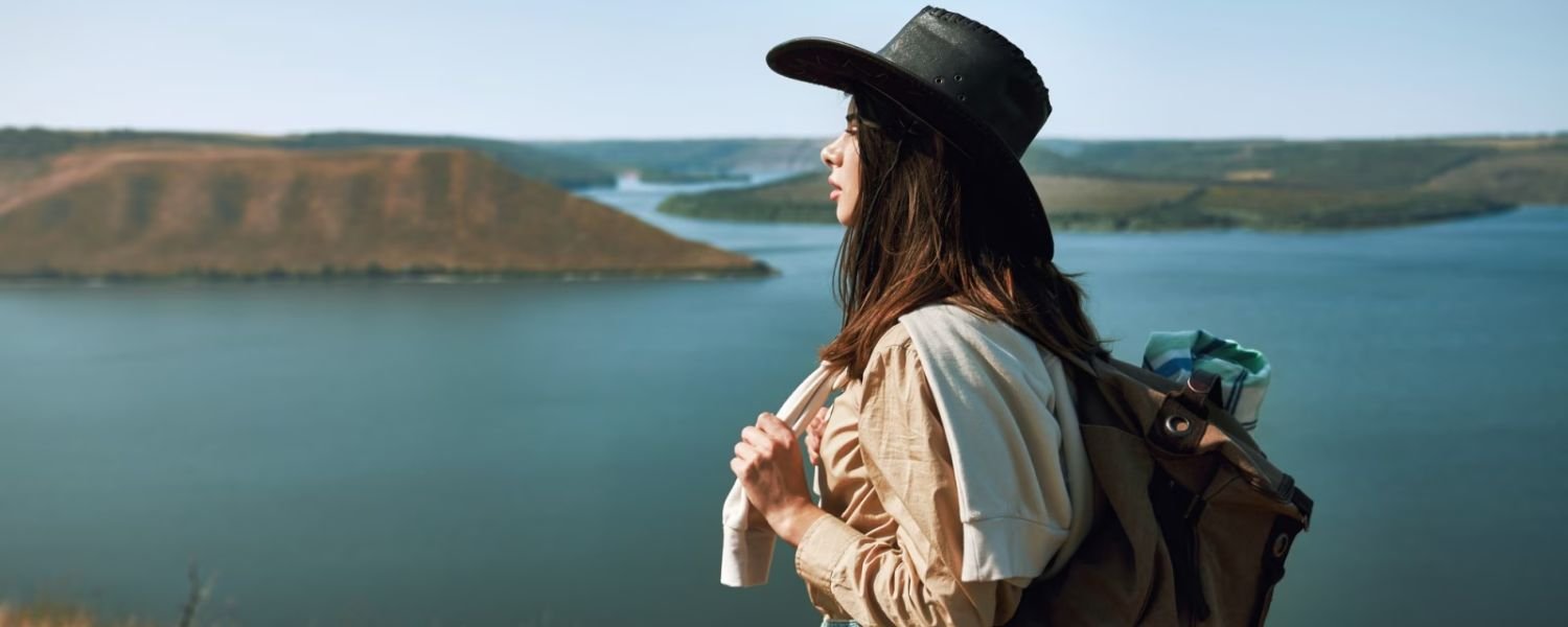 Girls LOVE Travel (Facebook)_ Empowering Solo Female Travelers in India