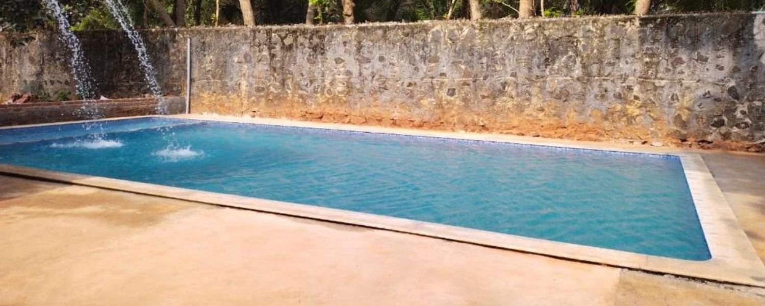 Pavisha Farm House Pool & Garden