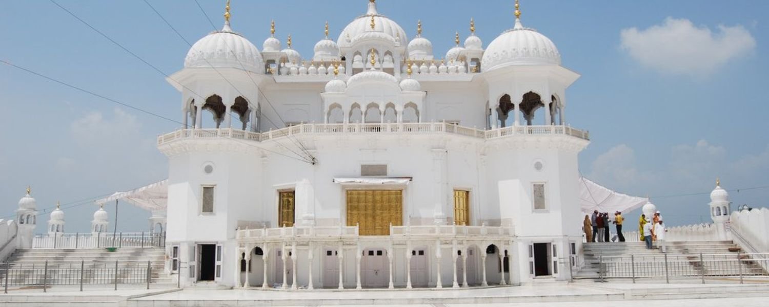 5 takht gurdwara name, 5 Takht of sikh location, 5 takht name and location, how many takhts of Sikhism are in punjab, keshgarh sahib, panj Takht train, 