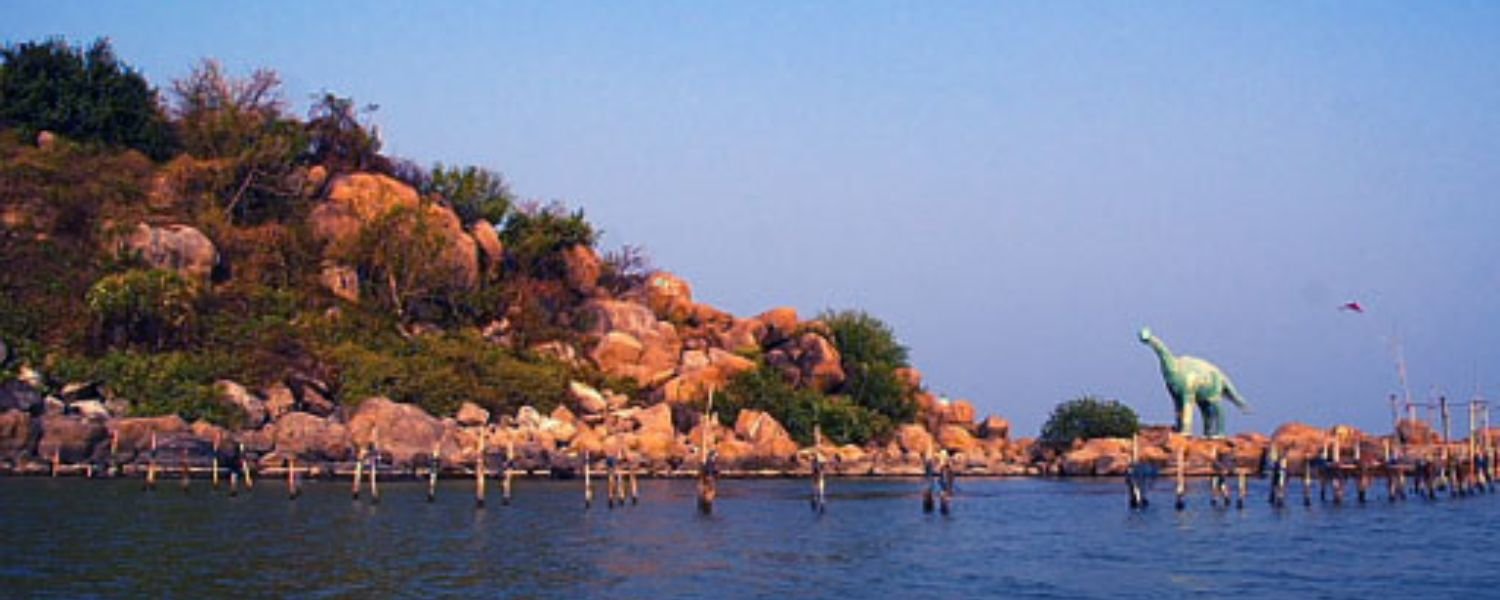 Chilika Lake photos,
chilika lake dolphins,
Chilika Lake Resort,
Chilika Lake is freshwater or saltwater,
Chilika Lake in which district, 
Chilika Lake is famous for,
Chilika Lake is situated in which river,
