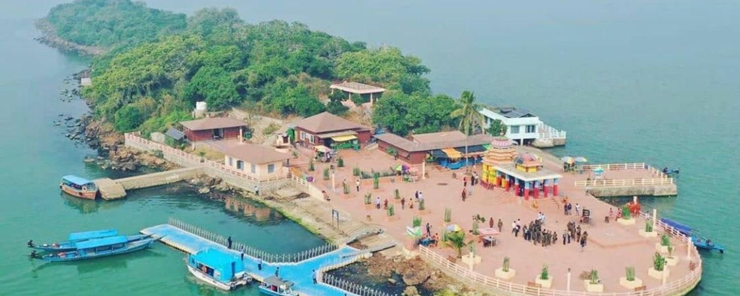 Chilika Lake photos,
chilika lake dolphins,
Chilika Lake Resort,
Chilika Lake is freshwater or saltwater,
Chilika Lake in which district, 
Chilika Lake is famous for,
Chilika Lake is situated in which river,
