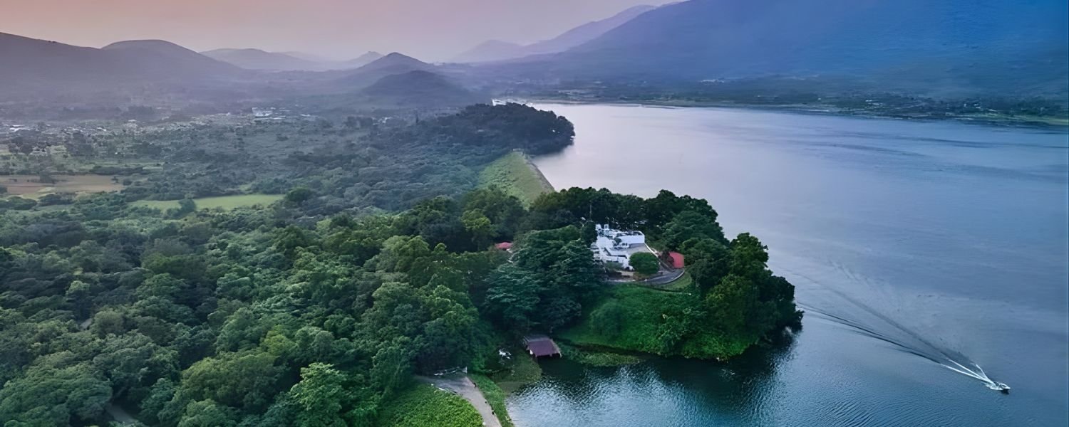 Places to Visit near, Hudco Lake