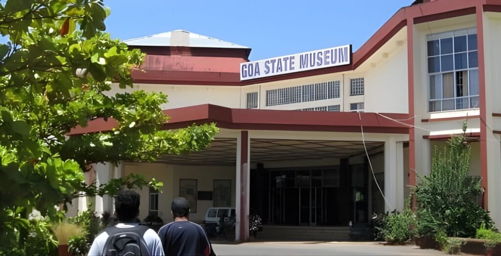 Goa State Museum ticket price, Goa State Museum timings, Goa State Museum information, Goa State Museum location, Goa State Museum photos, Goa State Museum contact number, wax museum goa, old goa museum,