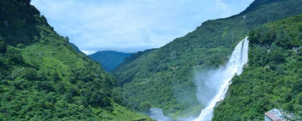 Nuranang Falls