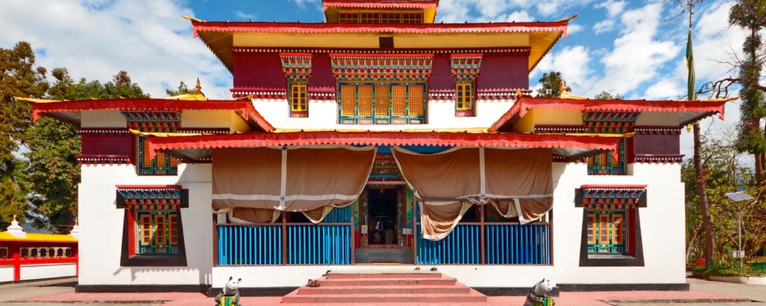 architecture of Enchey Monastery