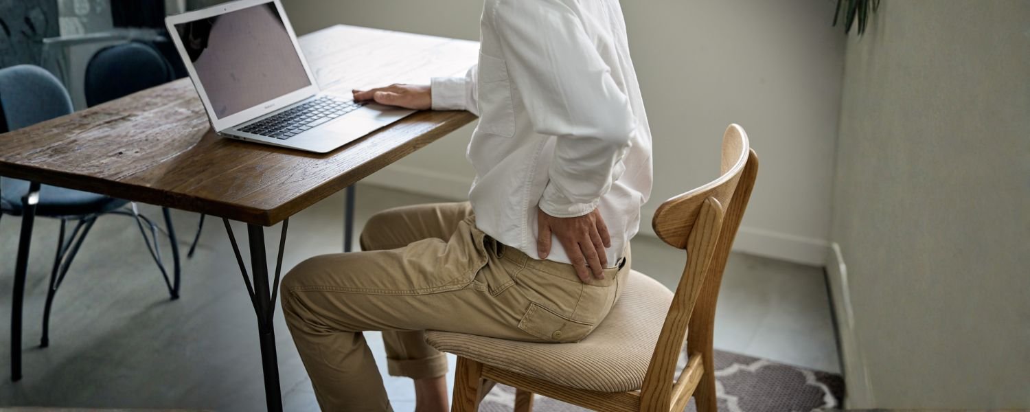 Combats Pain and Inflammation