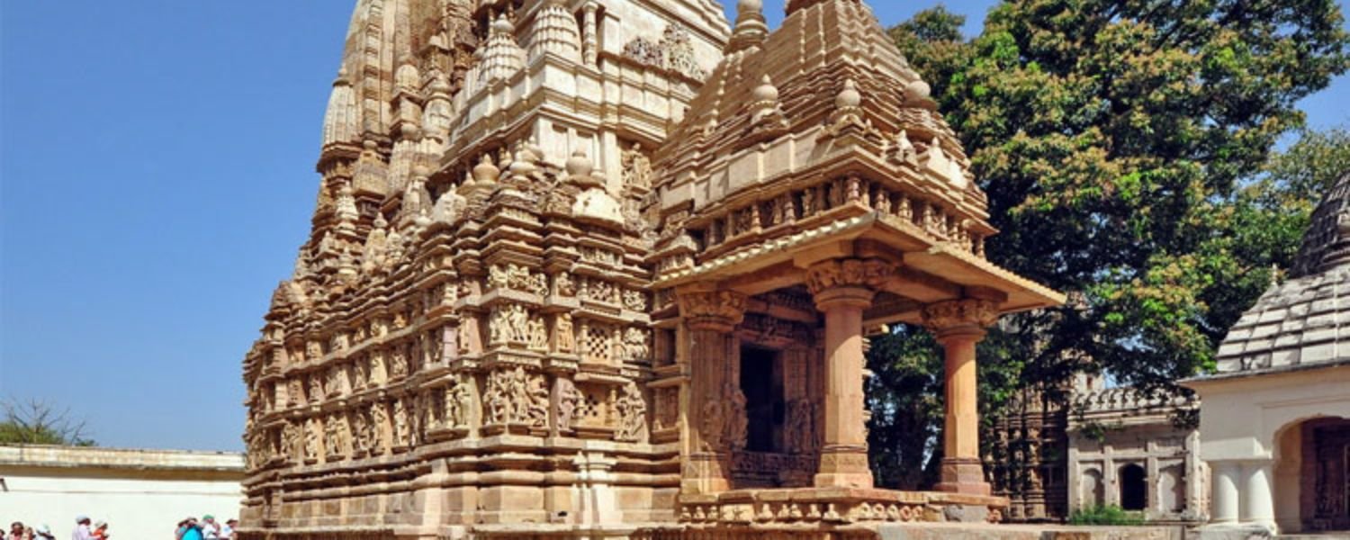 Interesting Facts of Parshvanatha Temple