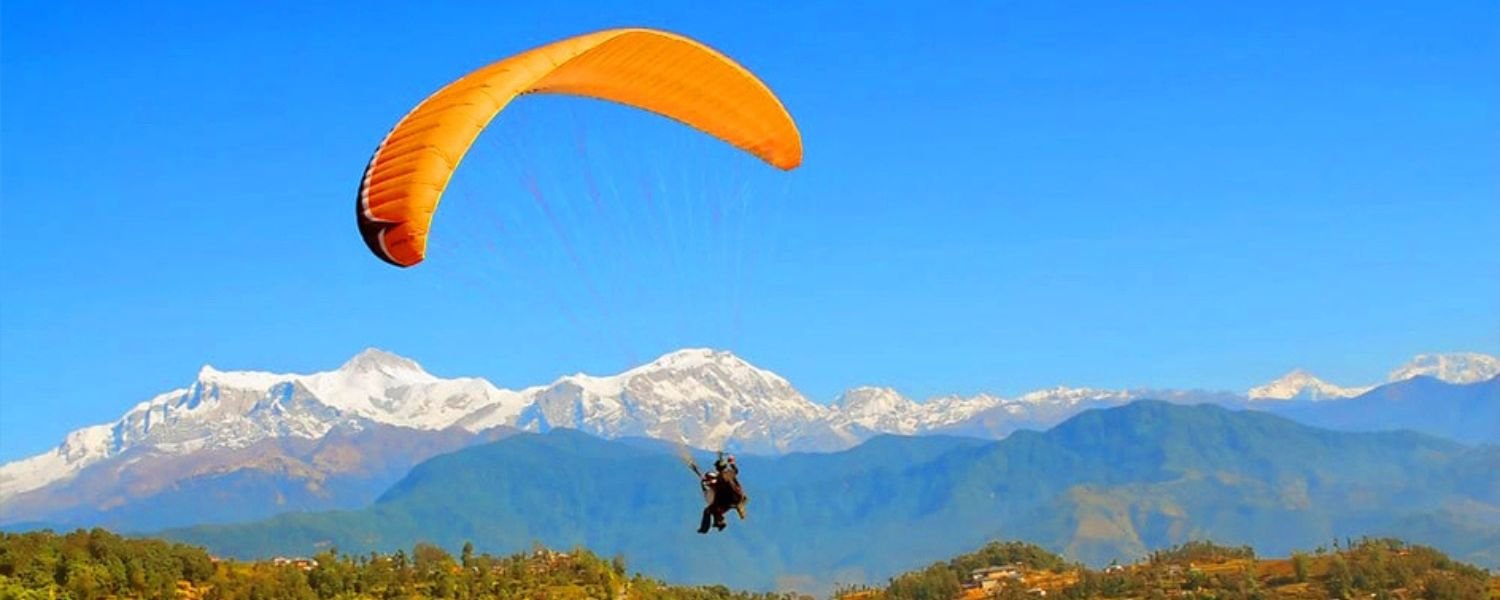 unique things to do in dharamshala,
things to do in dharamshala and mcleodganj, Paragliding in dharamshala
