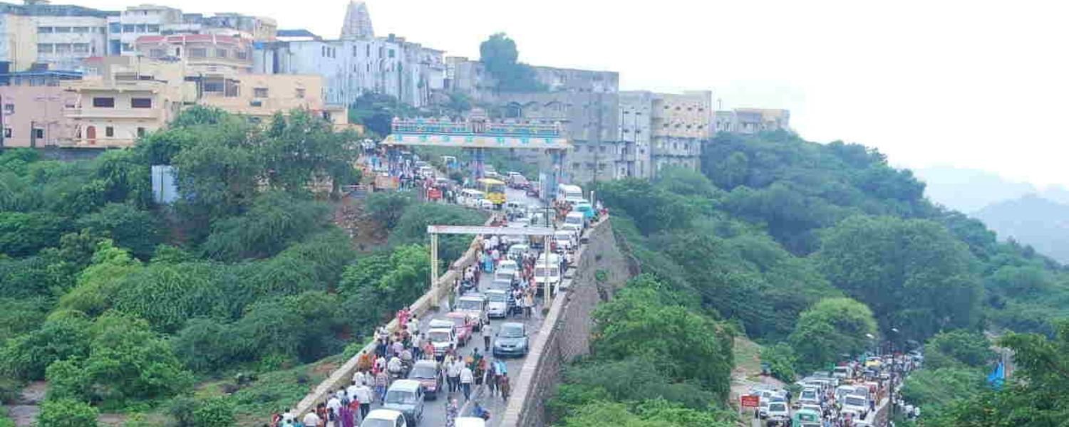 Transport of Yadagirigutta Temple