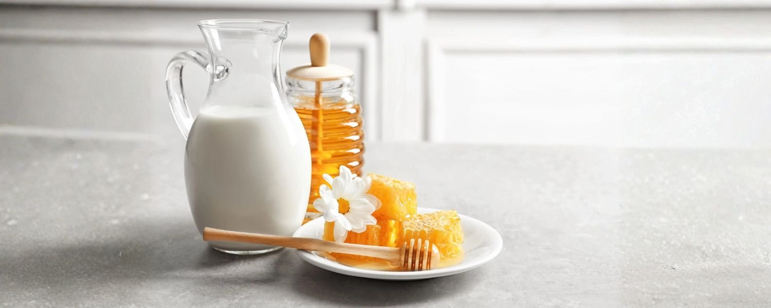 Honey + Milk Face Pack