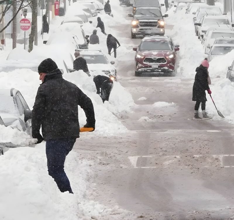 Deadly Winter Storm Intensifies Bringing Extreme Cold Heavy Snow and Widespread Disruptions